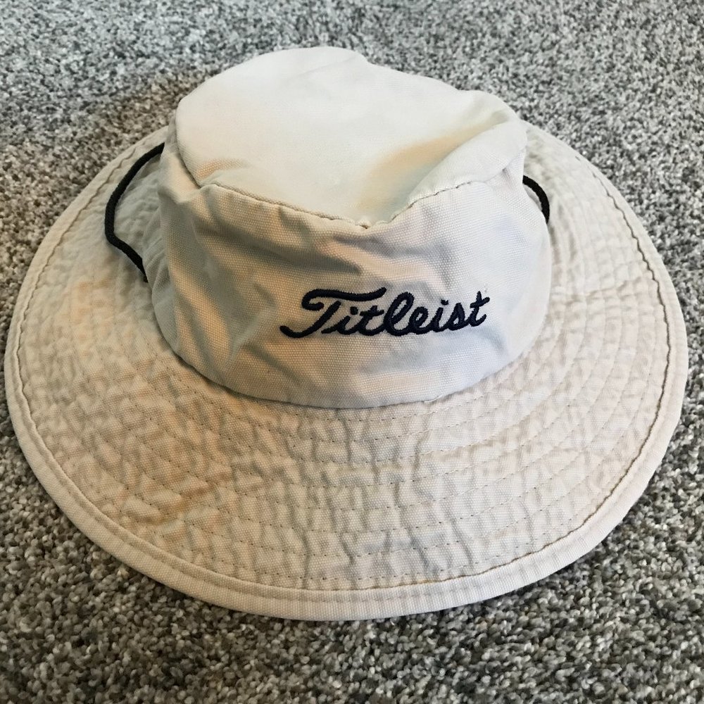 TITLEIST GOLF BUCKET BOONIE STYLE HAT FITTED SIZE S/M
